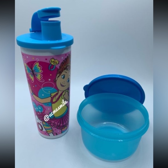 Tupperware Disney Fancy Nancy Lunch Set - Picture 3 of 3